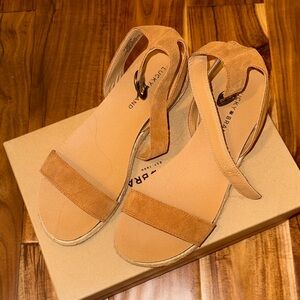 Lucky Brand Tan Suede Espadrille Sandals